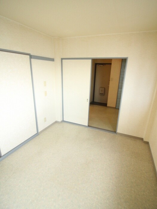 物件内観写真12　(居室)