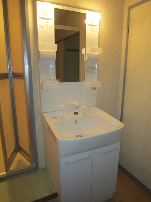 物件内観写真13　(洗面)