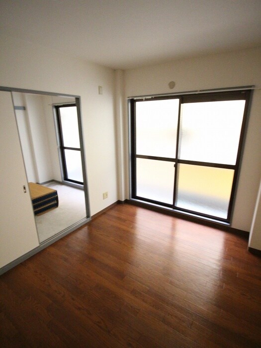 物件内観写真13　(居室)