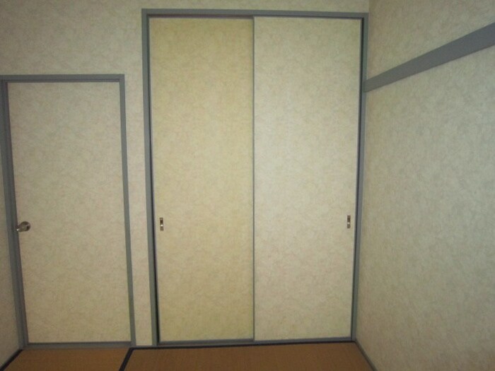 物件内観写真18　(収納)