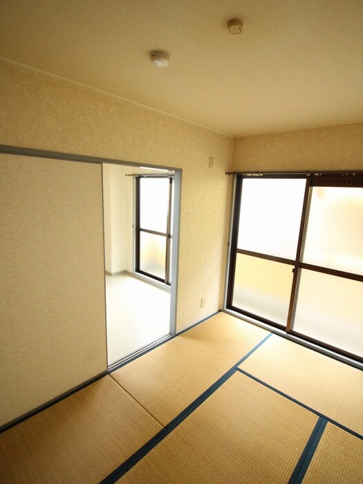 物件内観写真21　(居室)