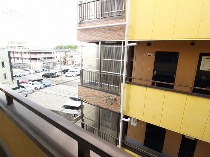 物件内観写真22　(室内からの展望)