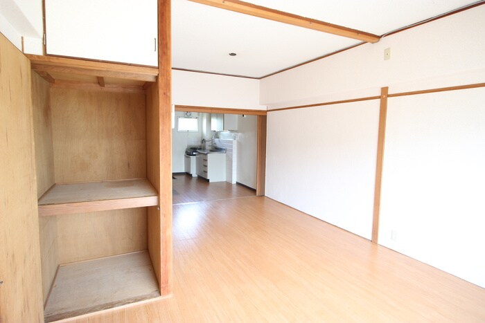 物件内観写真7　(居室)