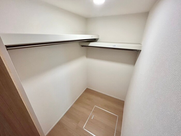 物件内観写真17　(収納)
