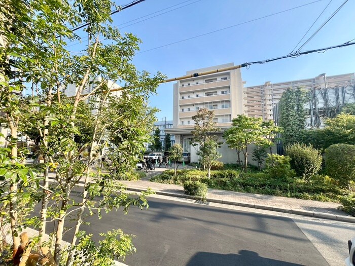 物件内観写真22　(室内からの展望)