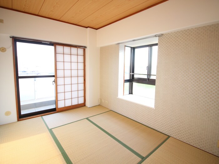 物件内観写真9　(居室)