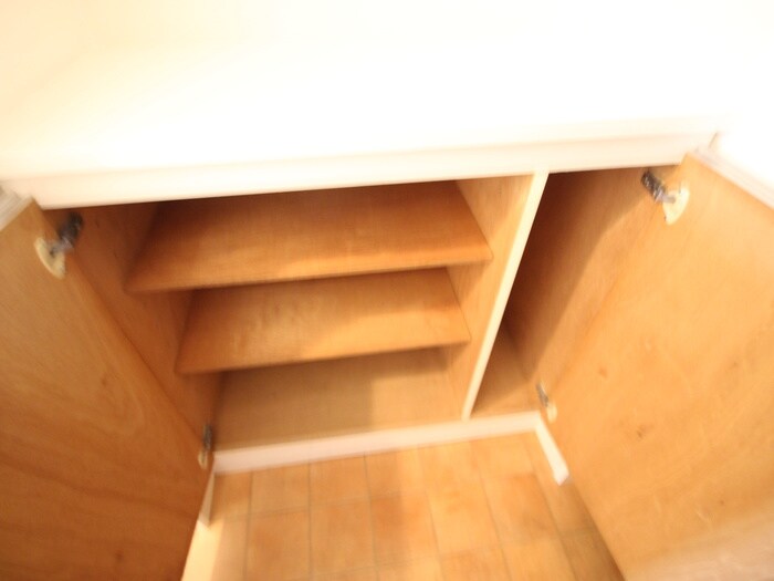 物件内観写真15　(靴箱)
