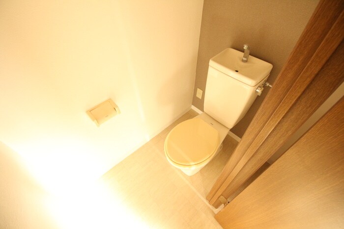 物件内観写真11　(トイレ)