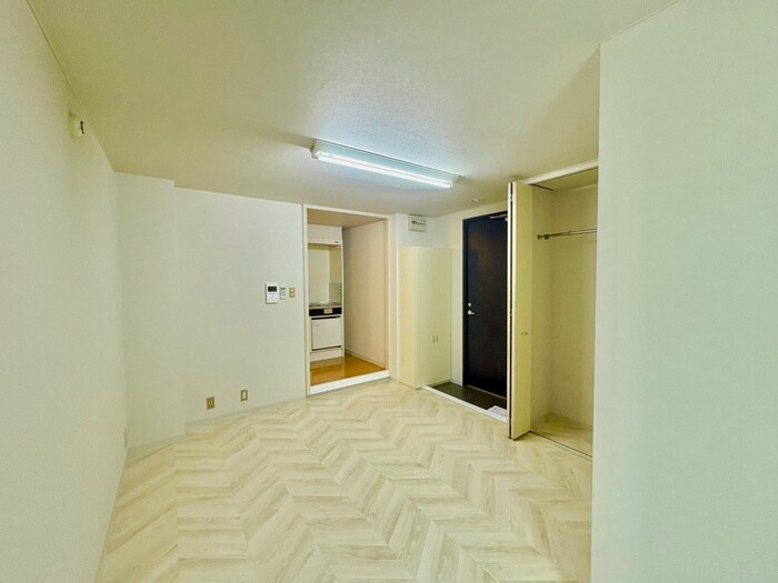 物件内観写真11　(内観写真)