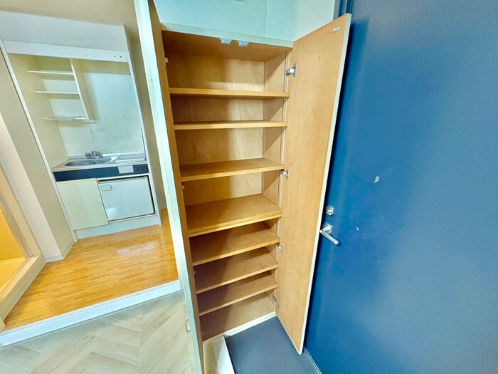 物件内観写真16　(靴箱)