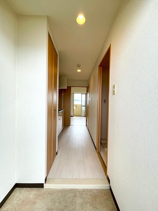 物件内観写真19　(廊下)