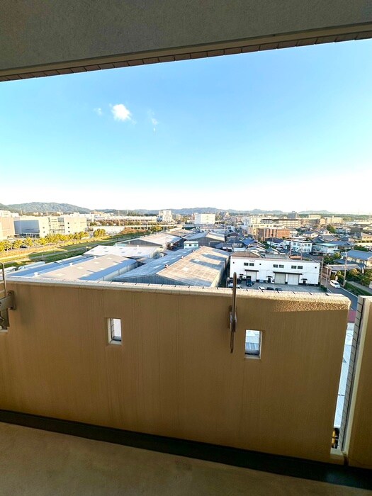 物件内観写真22　(室内からの展望)