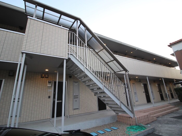 物件外観写真5　(外観写真)