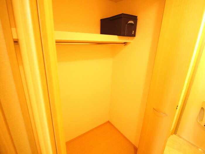物件内観写真11　(収納)
