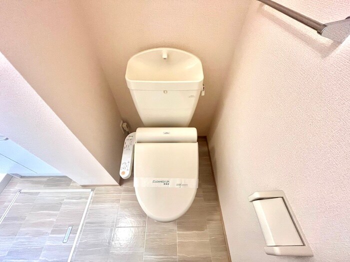 物件内観写真15　(トイレ)