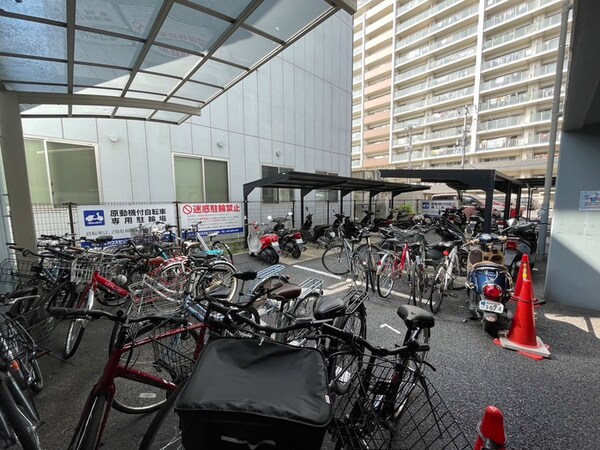 駐輪場