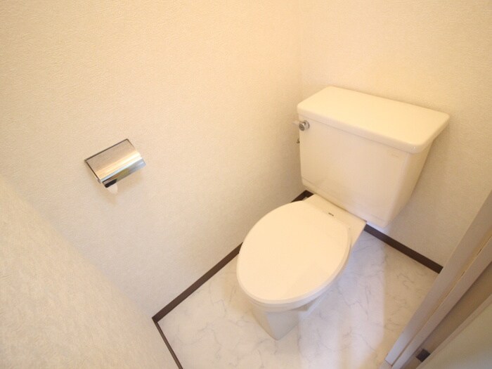 物件内観写真15　(トイレ)