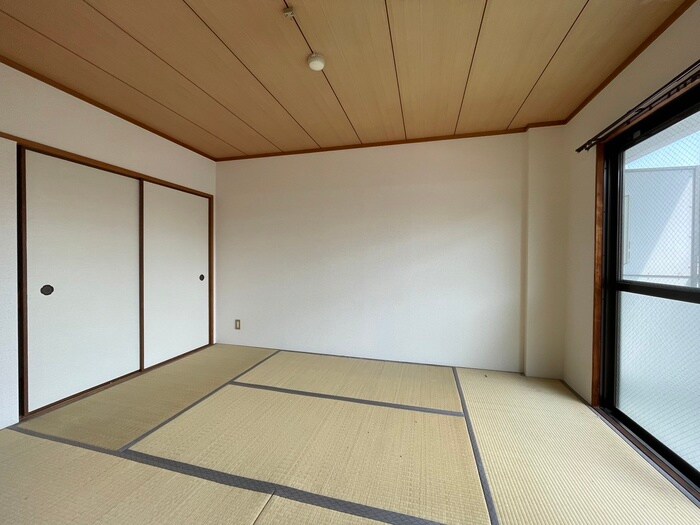 物件内観写真8　(居室)