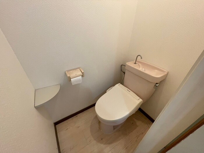 物件内観写真11　(トイレ)