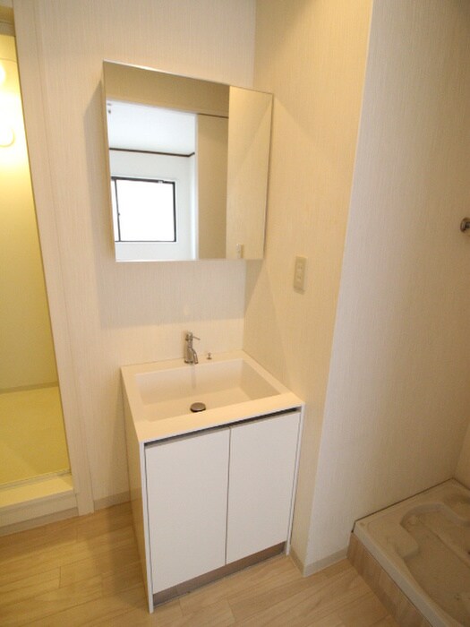 物件内観写真12　(洗面)