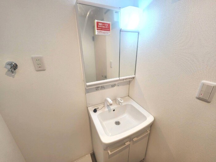 物件内観写真8　(洗面)