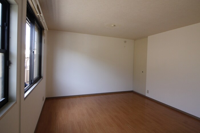物件内観写真12　(居室)