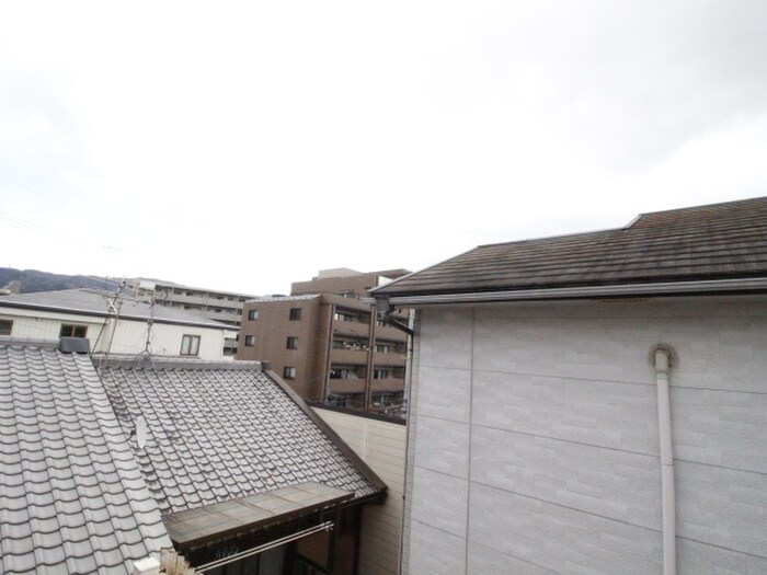 物件内観写真14　(室内からの展望)