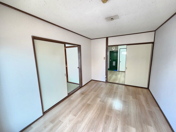 物件内観写真8　(居室)
