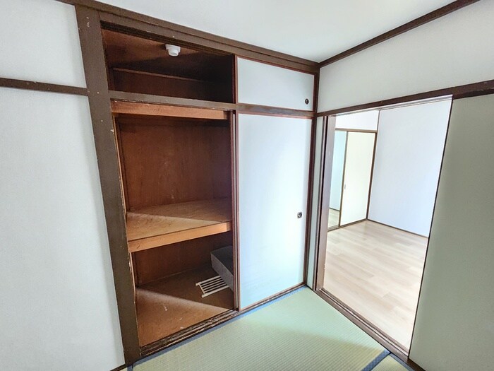 物件内観写真11　(収納)