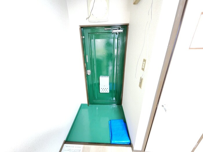 物件内観写真19　(玄関)