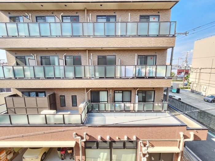 物件内観写真22　(室内からの展望)