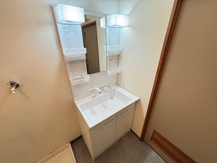 物件内観写真11　(洗面)