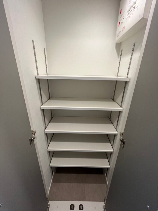 物件内観写真17　(靴箱)