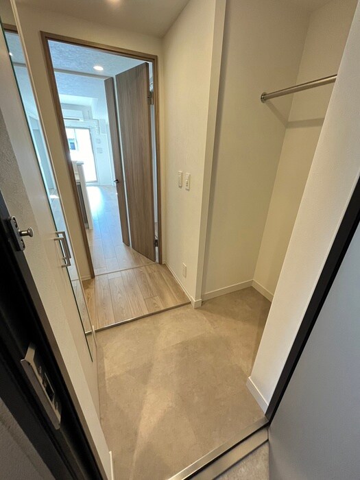 物件内観写真18　(廊下)