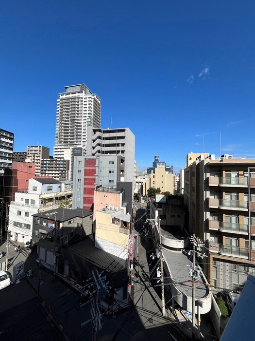 物件内観写真20　(室内からの展望)