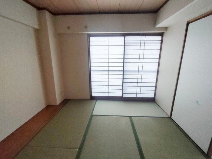 物件内観写真9　(居室)