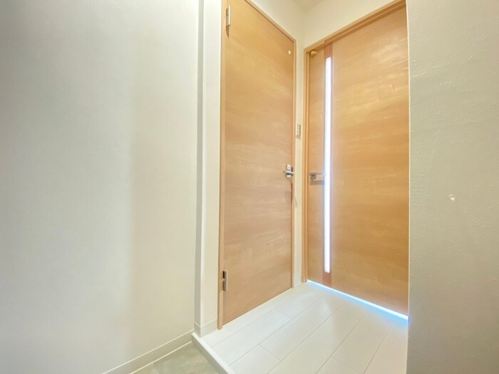 物件内観写真16　(廊下)