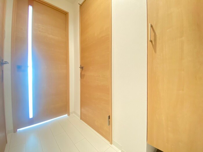 物件内観写真16　(廊下)