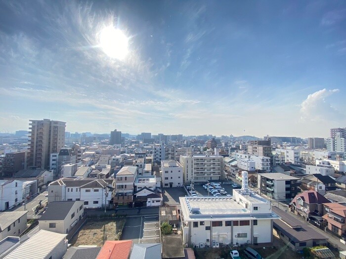 物件内観写真22　(室内からの展望)