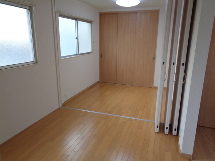 物件内観写真12　(居室)