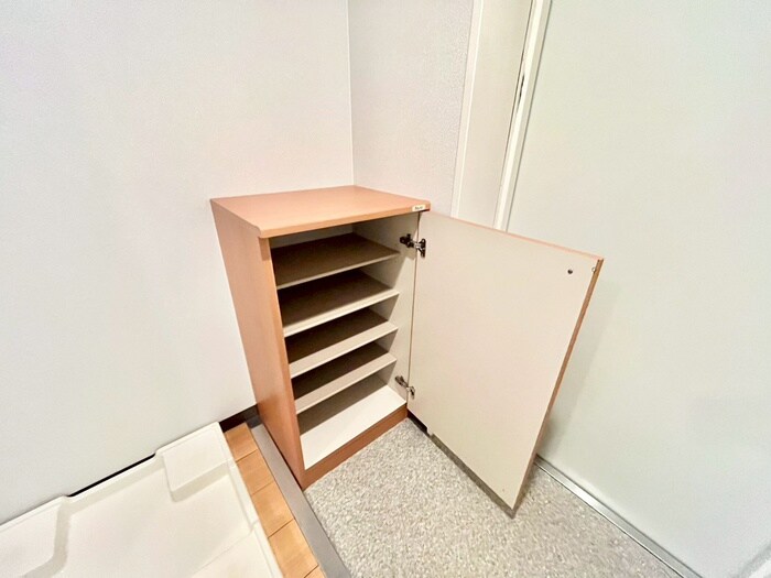 物件内観写真18　(靴箱)