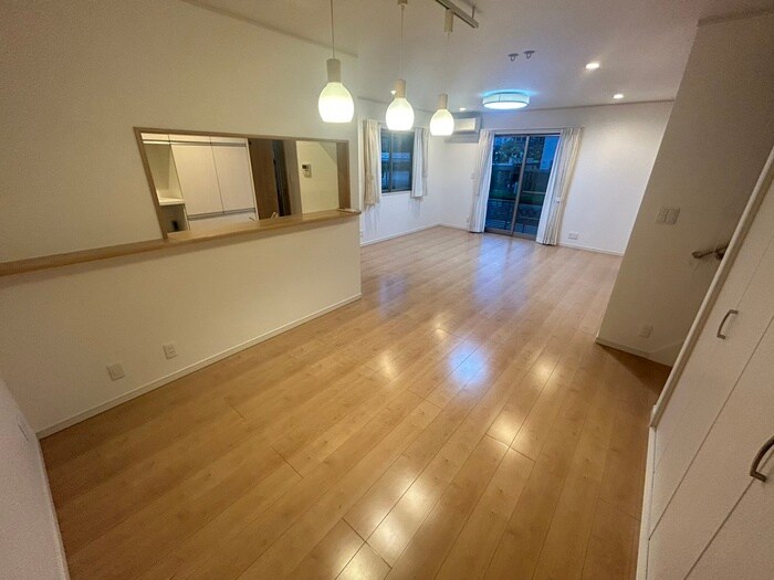 物件内観写真13　(居室)