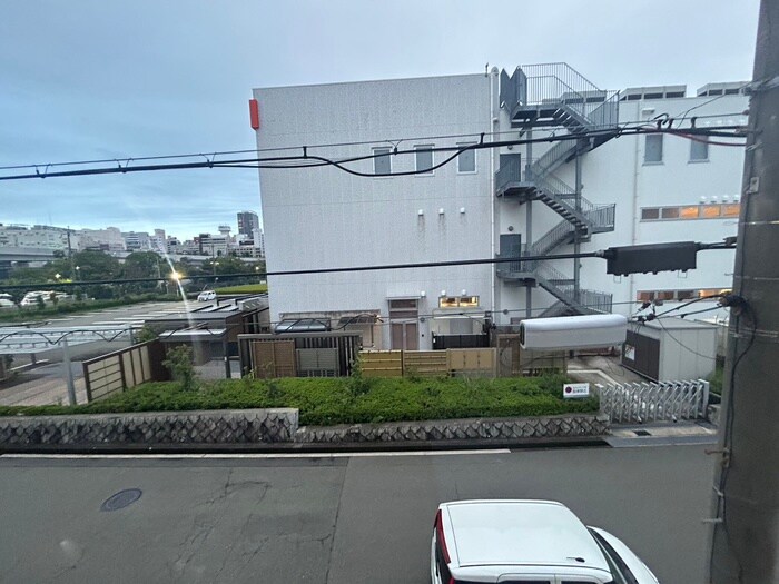 物件内観写真22　(室内からの展望)