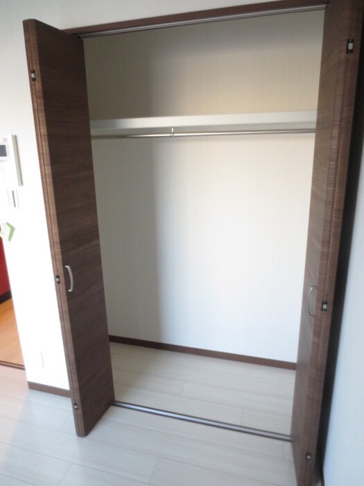物件内観写真16　(収納)