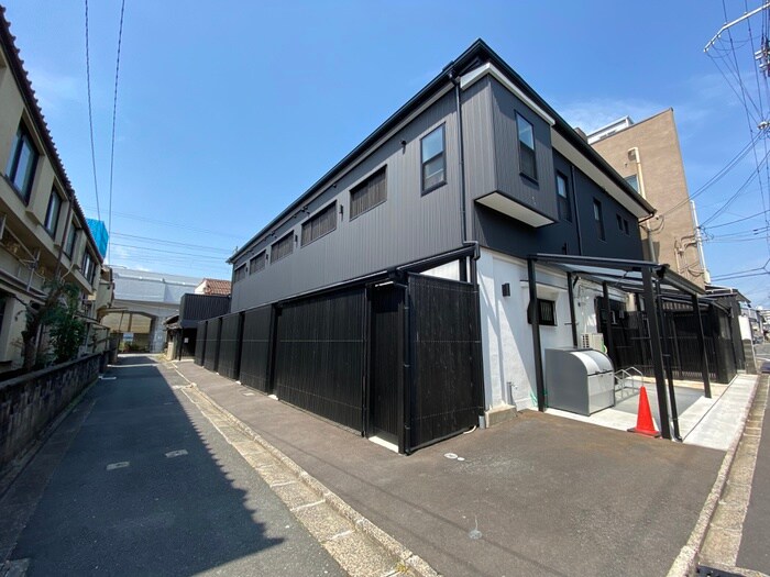 物件外観写真2　(外観写真)