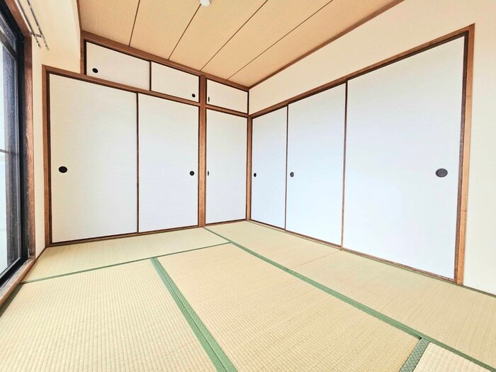 物件内観写真8　(居室)