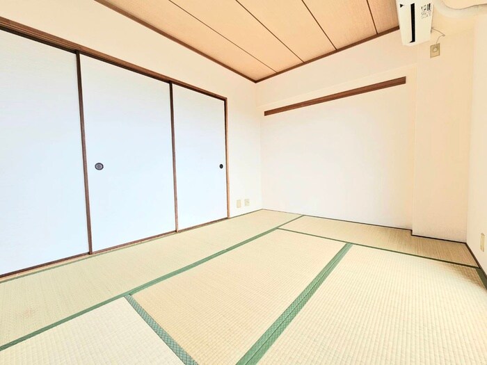 物件内観写真10　(居室)