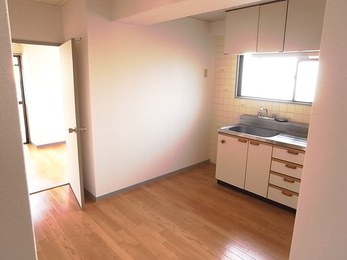 物件内観写真7　(居室)