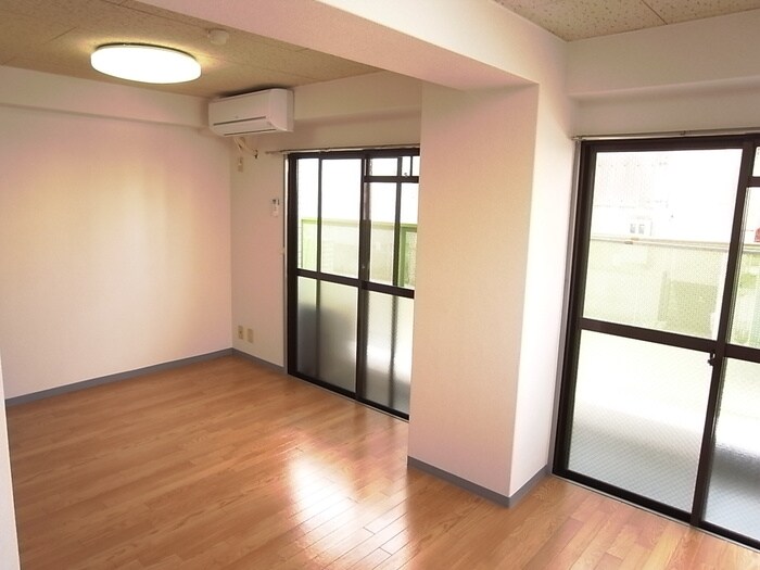 物件内観写真12　(居室)