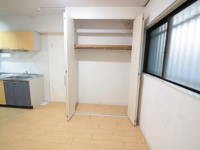 物件内観写真22　(収納)